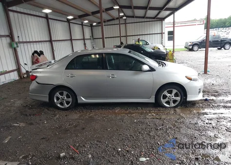 2013 Toyota Corolla S из США, поврежденный, VIN 2T1BU4EE5DC958250